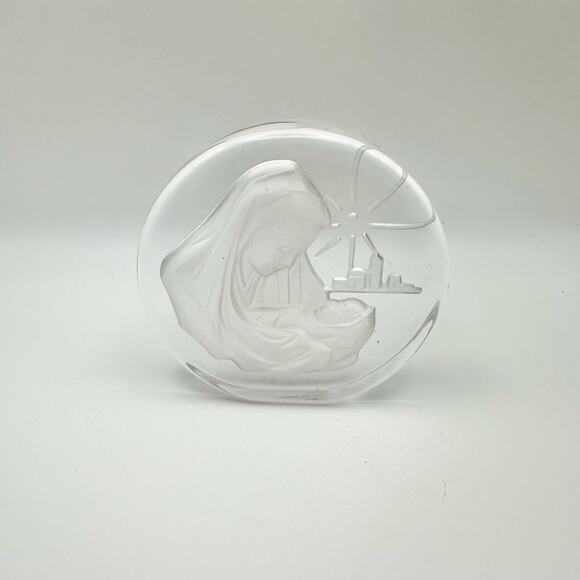 The Danbury Mint Lead Crystal Christmas 1979 Mary Mother Child Paperweight E7993 - Picture 2 of 6